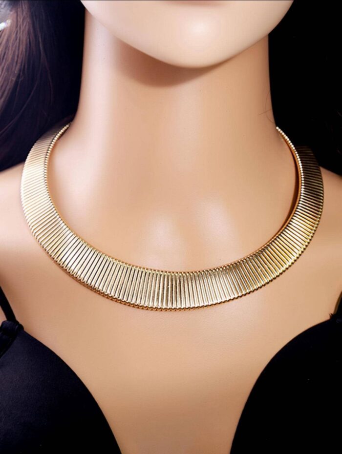 Minimalist Chain Necklace - Image 2