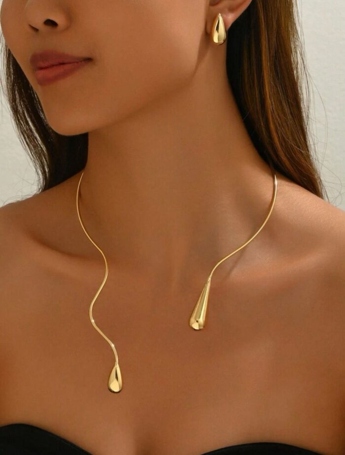 Open Collar Necklace & drop Earrings