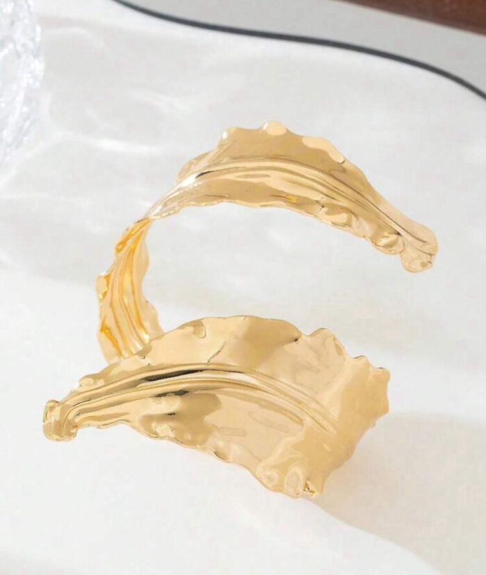 Oversized Golden Metal Leaf Cuff - Image 3