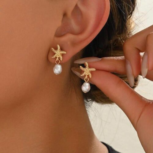 minimalist starfish & faux pearl beach style