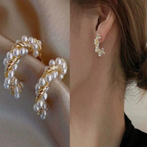 Geometric Pearl Earring, minimalist design Ear studs