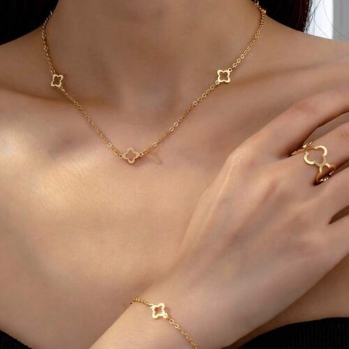 Hollowed flower & clover design Metal Jewelry Set