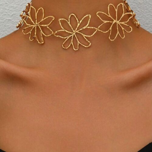 vintage flower choker necklace